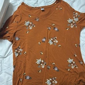 orange floral top